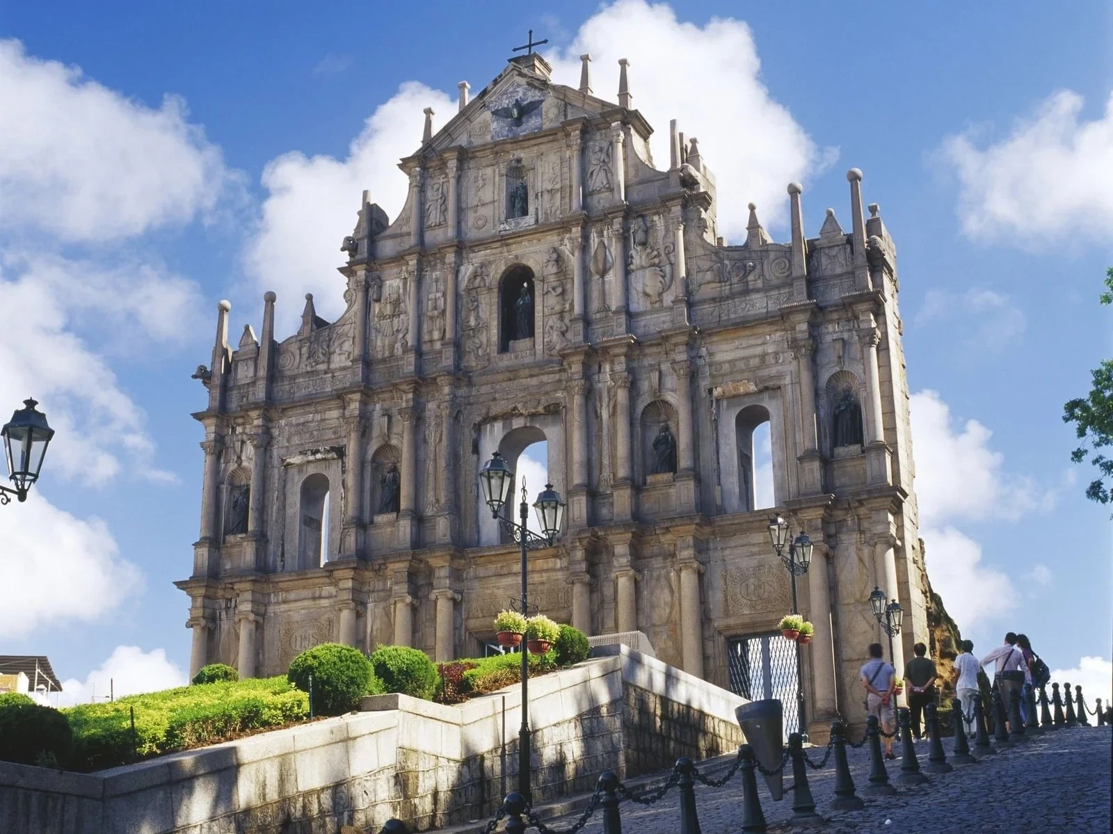 澳门大三巴牌坊全景风光